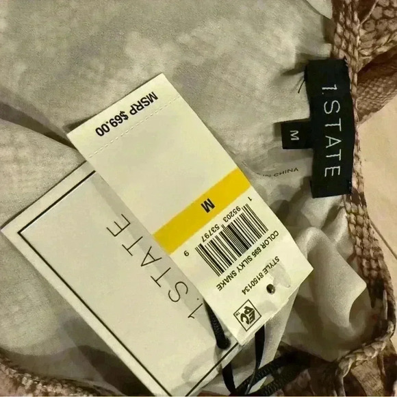 1.STATE beautiful top in silky snake pattern - Picture 5 of 5